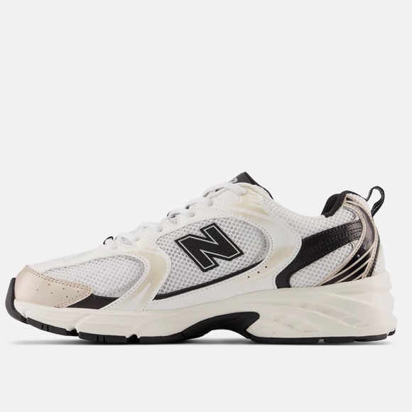 ❌SOLD❌ NWT New Balance 530 White Light Gold Black Men’s 7 | EU 40 | Women’s 8.5 - Picture 10 of 15